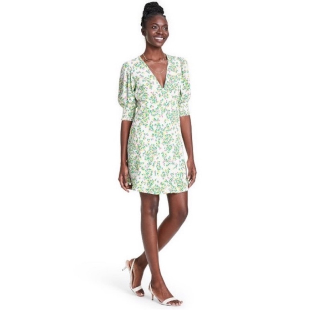 - Beautiful Floral Print Dress